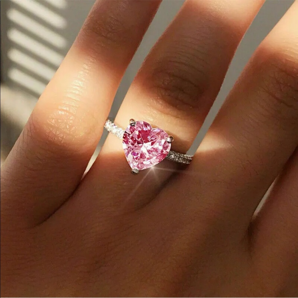 New Women’s 925 Silver Heart Sapphire Ring - Picture 2 of 5